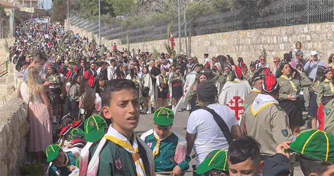 JerusalemXtians.jpg JerusalemXtians.jpg