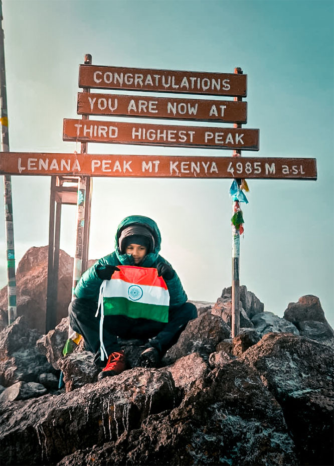 ayaan2.jpg ayaan2.jpg