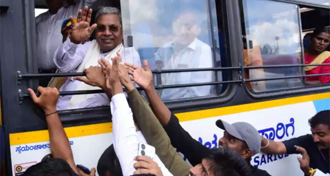 congbus.jpg congbus.jpg