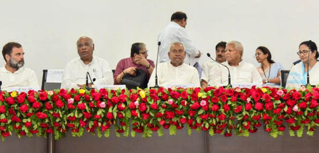 opposition.jpg opposition.jpg