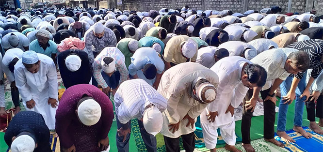 eidnamazm.jpg eidnamazm.jpg