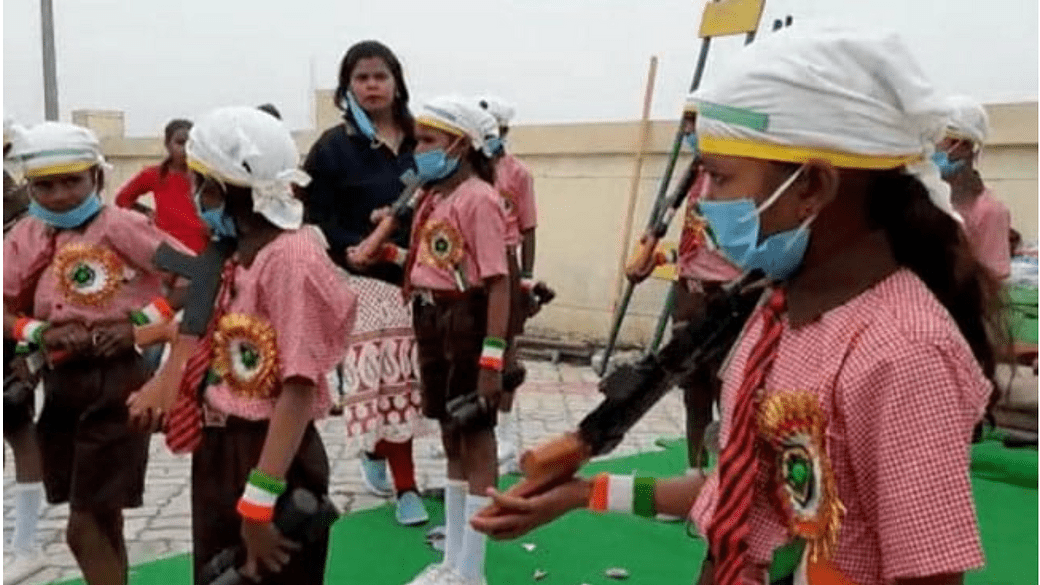 c7b7ff9_UP.png c7b7ff9_UP.png