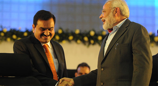 modiadani.jpg modiadani.jpg