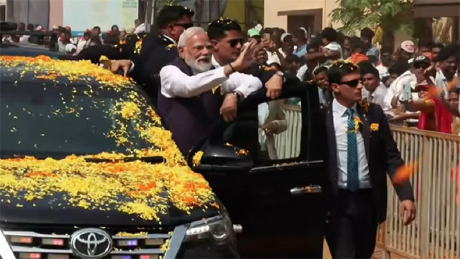 roadshow.jpg roadshow.jpg