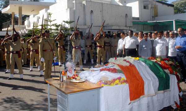 Dr V S Acharya passes away; Karnataka declares three-day mourning ...