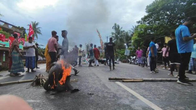 Polling Agent Among Many Killed As West Bengal Votes In Panchayat ...