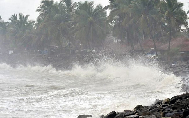 Monsoon likely to make onset over coastal Karnataka on June 1 or 2 ...