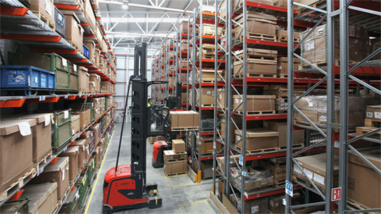 Understanding Different Types of Loads in a Warehouse and Their Storage Methods