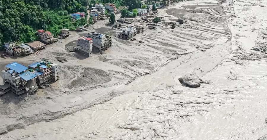 Visitors from 35 countries missing as Nepal flood death toll nears 500